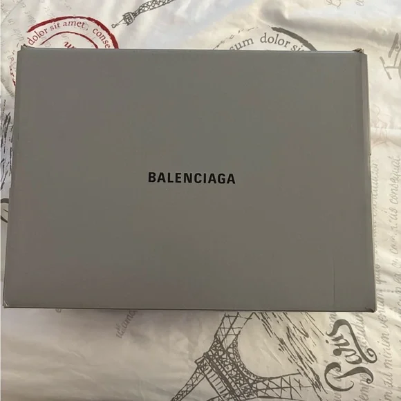 Women’s Balenciaga Bright Yellow Sneakers Size 35 - Picture 9 of 9